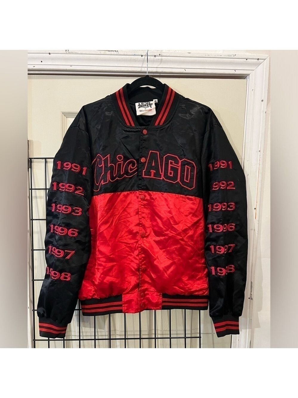 Laced Up by Sneak Gallery Satin Jacket Chicago Championships - Jordan - Vintage